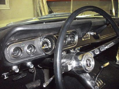 FORD MUSTANG Cabriolet - 1966 N° châssis : 6F08T325423

C’est la première version...