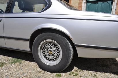 BMW 635- 1979 N° 05546770 La 635 CSI, présentée en 1978 est un énorme succès, sportivité...