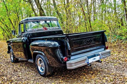 PICK UP GMC 100- 1955 Avec son puissant moteur 8 cylindres, boite automatique 3 vitesses,...