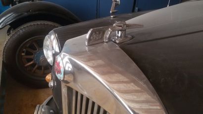 TRIUMPH MAYFLOWER -1953 

N° Chassis 26152

Triumph sort le modèle de 1949 à 1953,...