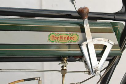 VINDEC – 1904 

Produite par les frères Brown, distributeurs de divers matériels...