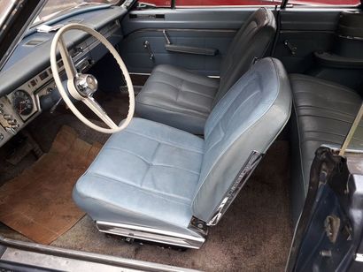 DODGE DART Cabriolet 1963 N° de Série : 7432562979
Produite de 1960 à 1976 en 4 générations,...