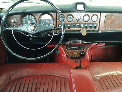 JAGUAR 420 G 1968 Produit en 1966, 1967, 1968 c’est alors une des plus belles grandes...