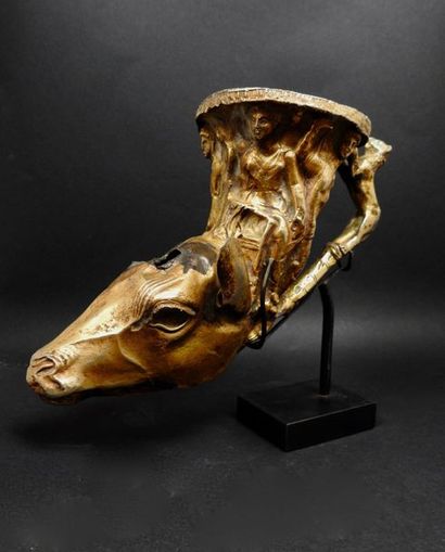 null Silver or metal Rhyton in the shape of a deer protomy, gilded with missing horns...