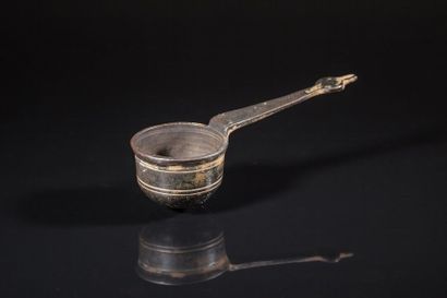 null Simpula.Kitchen utensil.Bronze.Roman period.L:10cm.