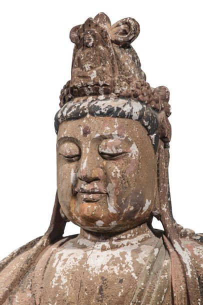 null Qwan Yin bois sculpté à restes de polychromie assise en méditation
Fin époque...