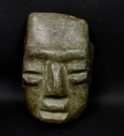 null Masque en pierre verte probablement une ébauche.
Dans la tradition teotihuacan...