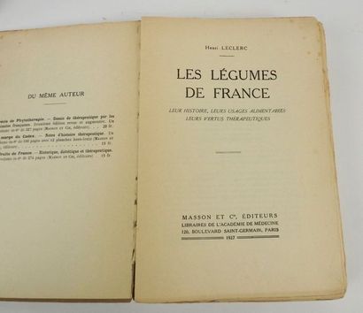 null LECLERC, Henri. Les Fruits de France.Paris, Masson, 1925. In-8 broché de 274...