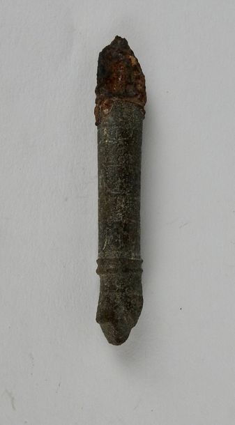 null Manche de couteau en forme de panthère

Bronze 7,2 cm

Période romaine