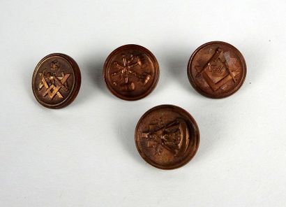 null Franc Maconnerie

Ensemble de 4 boutons en cuivre

XIXème siècle