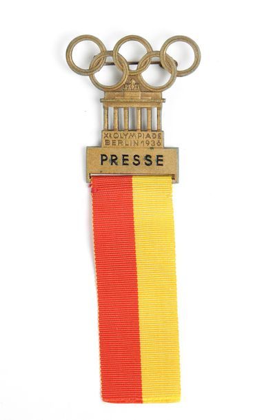 null Badge de Presse en bronze avec ruban rouge et jaune
41 x 43 mm