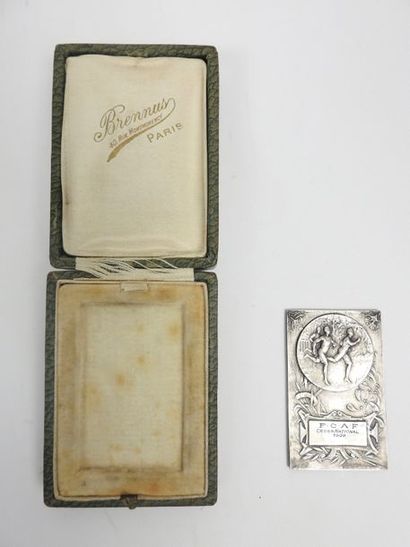 null Brennus. Plaquette en argent rectangulaire du Cross-National 1909 de la FCAF....