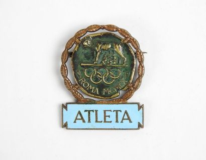 null Athlète Badge en bronze patiné cartouche émaillé bleu
47 x 38 mm