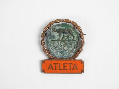 null Athlète Badge en bronze patiné cartouche émaillé orange
47 x 38 mm