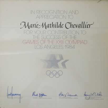 null Los Angeles. Trois pièces: diplôme de reconnaissance; carte d'identité olympique;...