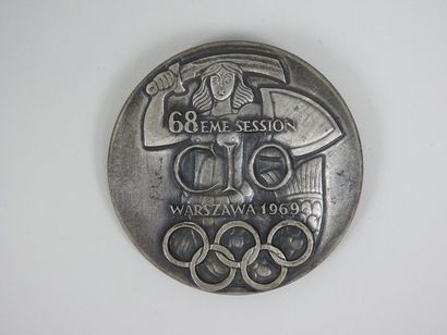 null Silver medal 68th IOC Warszawa 1969 session (warrior with rings) folded back...