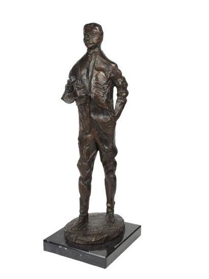 null Maurice Guillaume, 1990 Scultpure en bronze représentant Pierre de Coubertin,...