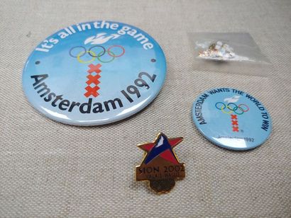 null 1992 candidature Amsterdam: deux badges "Amsterdam wants the world to win" 7,5...