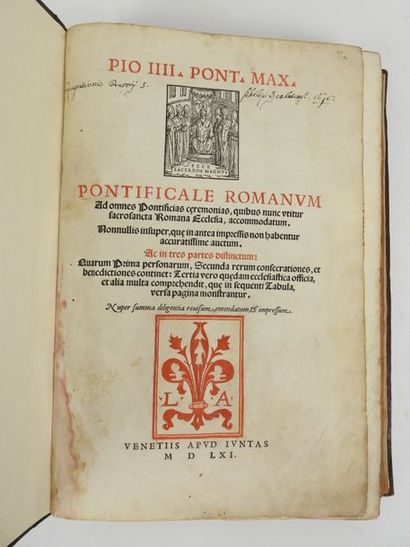 null PIE IV: Pontificale Romanum. Venise, Iuntas, 1561. In-folio veau brun d'époque,...