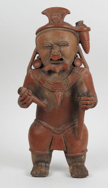 null Polychrome terracotta statuette in pre-Hispanic style representing a shaman
H...