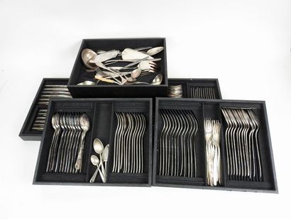 null Silver-plated
metal cutlery set Silver-plated metal cutlery set model