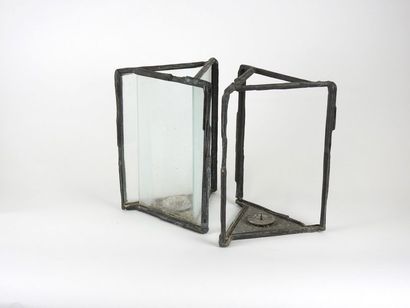 Bruno ROMEDA (1933-2017) Pair of wrought iron and glass photophores, triangular shape
H...
