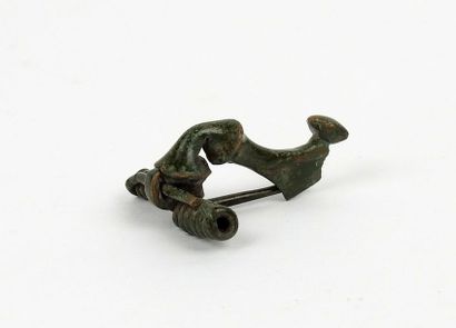 null Fibule à ressort et très jolie patine

Bronze 3 cm

Période romaine Ier siècle...