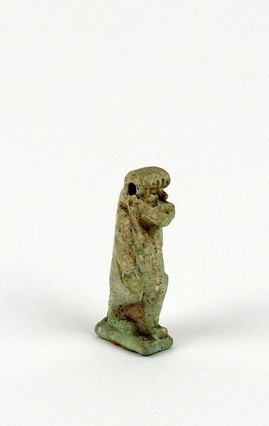 null Importante amulette représentant Thouéris, la déesse hippopotame

Fritte émaillée...