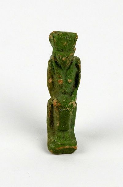 null Amulette représentant Sekhmet

Fritte verte 4 cm

Egypte antique XXVI-XXXème...