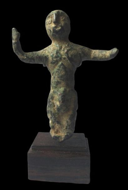 null Orant archaïque nu.
Bronze.
II° millénaire av J. C.
H 8 cm