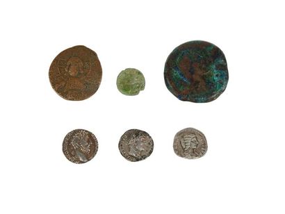 null Lot de monnaies antiques à postérieur.
 Bronze ou alliage ou argent.