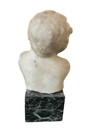 null Child's bust probably representing Cupid.
Roman marble from the first centuries...