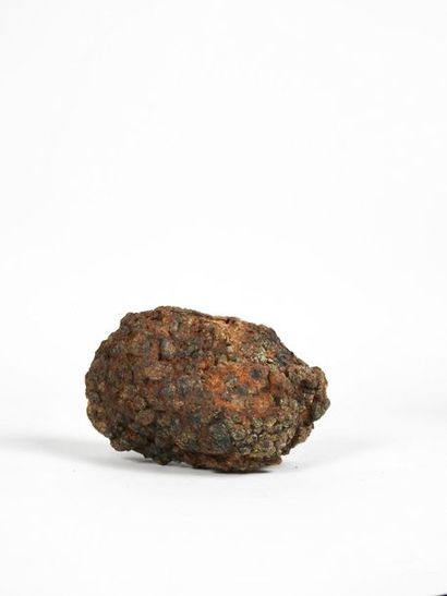 null Belle météorite complète pallasite en ferronickel à inclusions à cavités scoriacées...