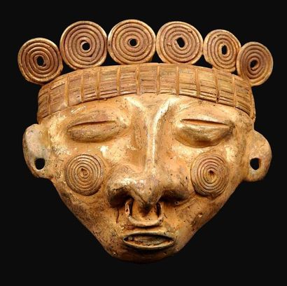 null Large head of dignitary in gold low title known as Tumbaga

6,5 cm - 48 gr

Colombia...