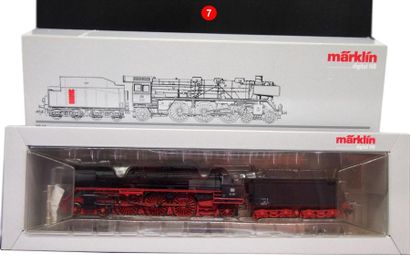 null MARKLIN - Allemagne - métal - HO (1)

# 37952 Locomotive vapeur & tender

référence...