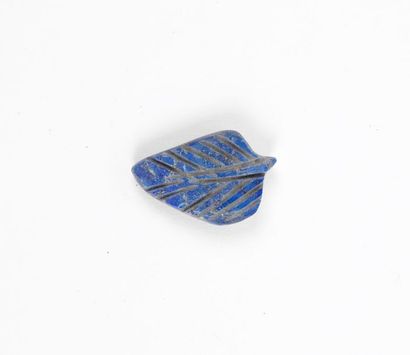 null Amulette feuille.Lapis lazuli.L :3cm.IIéme mil.