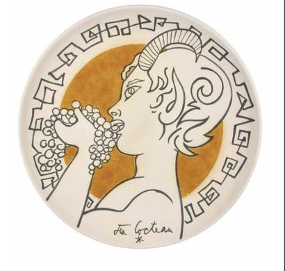 Jean COCTEAU (1889 - 1963) 
Faune aux raisins, 1962
White
Earthenware Cup with white...