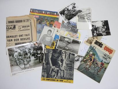 null Poulidor. 18 documents. a) 2 revues, L'histoire du Tour 66, les amis de Coop,...