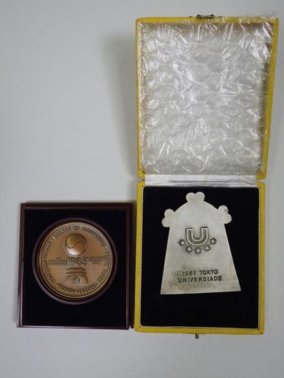 null 1987, médaille commémorative de l'anniversaire de Tokyo, cloche en métal argenté,...