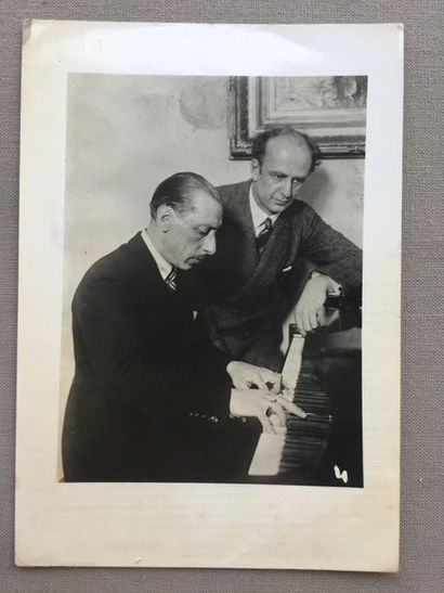 null STRAVINSKY (Igor): Belle photographie originale montrant Igor Stravinsky au...