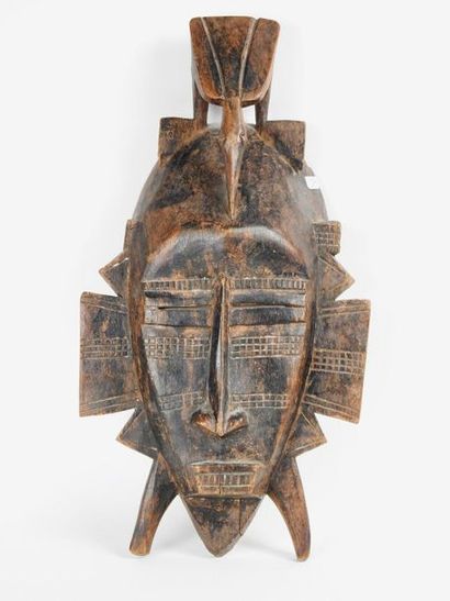 null 
Masque Africain en bois sculpté


H 45 cm

 
