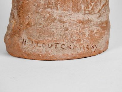 null Jacob Loutchansky (Ukraine, 1876-1978)

Buste de jeune femme 

Terre cuite,...