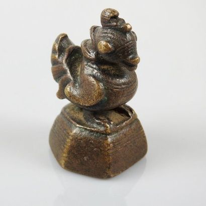 null Coq.Poids à opium.
Bronze.XVIII-XIX.Birmanie.
H :5cm.