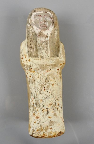 null Miniature sarcophagus.wood carved with engobe with polychrome remains.
L :20...