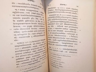Lacombe Olivier Cette étude contient la traduction du Siddhânta de Râmânuja (commentaire...