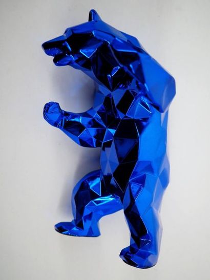 Richard Orlinski Richard ORLINSKI

Standing Bear



Sculpture originale en résine

Bleu...