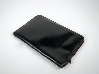 null Hermes Paris

Pochette organizer en cuir box noir

16 x 24 cm