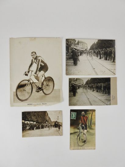 null Cyclisme. Duboc/Photo. Quatre images sur le grand champion rouennais :a) carte...