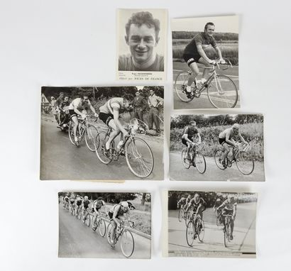 null Cyclisme. Hassenforder (Roger). 5 documents : a) deux photos de presse originales...