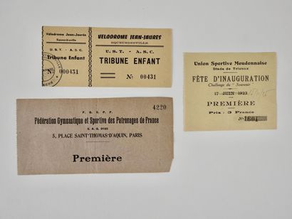 null Omnisport. FGSPF/MEUDON/CHERBOURG. Trois billets ou invitations, années 1910-1920....